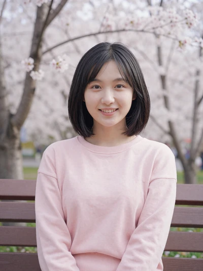 Yan Li, 25, verified Chinese woman from Shenzhen seeking genuine love online